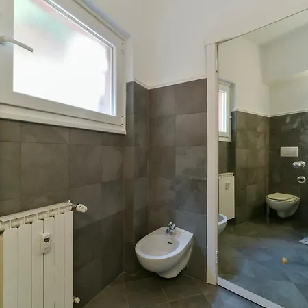 The Bay Garden Apartment- *
